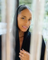 Aya Moore's Instagram, Twitter & Facebook