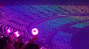 This isn't the first time bts have streamed a concert for fans to watch online. Wallpaper Bts Concert Purple Ocean