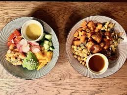 On en profite avec ces 5 idées pleines de légumes vous regardez : Poke Bowl Saumon Picture Of Le Cafe Sans Nom Paris Tripadvisor
