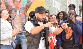 وتشهد هذه النسخة مشاركة 32 منتخبا على 4 صالات. Cli5ensxtjwizm