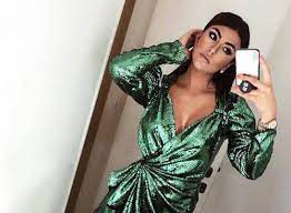 Tra loro non è stato esattamente un colpo di fulmine e il. Giulia Salemi Il Messaggio Commovente Su Instagram Spiazza I Suoi Fan