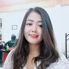 What are some family-friendly places to stay in Bali in September, near the  beach and suitable for older kids?