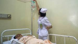 Mereka memiliki peranan yang penting dalam membantu perawatan dan penanganan. Perawat Dan Dokter Seharusnya Tak Dianggap Beda Golongan