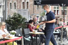 Menno de jong, viroloog van het amsterdam umc en lid van het outbreak management team, ziet wel wat in het openen van de terrassen als dit leidt tot minder samenscholen in bijvoorbeeld het. Zelfs De Horeca Is Niet Gerust In Vroeger Openen Van Terrass Het Nieuwsblad Mobile
