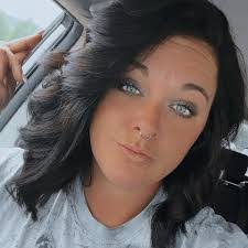 Natalie Malave's Instagram, Twitter & Facebook