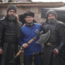 Zira turgut alp'in yaşadığı 14.yy'da osmanlı daha yeni bağımsız bir beylik. How Turgut Alp Died In Ertugrul