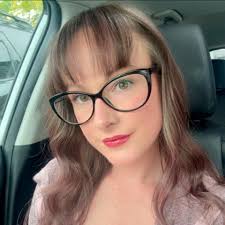 What are some story ideas in the Maple Ridge community?