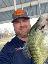 What are some good lakes to fish for trout and crappie around this time of  year?