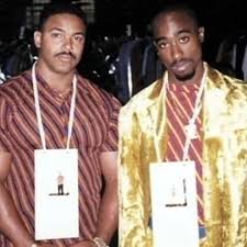 Rest in Power to Big Frank Alexander who passed away on April 28, 2013  🕊🙏🏽 Big Frank served as Shakur's personal bodyguard. He co-authored and  published a book based on his experiences