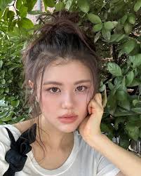 Meet Olivia Marsh, rising K-pop star and sister of New Jeans' Danielle: the  Korean-Australian singer started out penning tunes for BoA and Kep1er and  says she has 'a passion for EDM' |