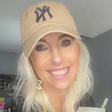 Jodi Christopherson's Instagram, Twitter & Facebook