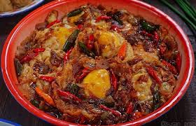 Terdapat banyak hidangan yang menggunakan telur puyuh, baik sebagai bahan utama maupun pelengkap. Tips Masak Dirumahaja Simak Resep Telur Kecap Sederhana Agar Bahan Dapur Jadi Hemat Pikiran Rakyat Com