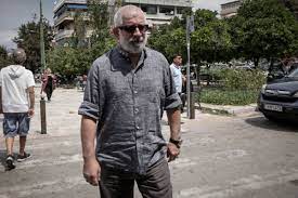 Ο πέτρος φιλιππίδης, στο πολυσέλιδο υπόμνημα του, ισχυρίστηκε ότι «ουδέποτε άσκησε βία, ψυχολογική και σωματική» κατά τη διάρκεια της «έντονης ερωτικής του ζωής». Petros Filippidhs Me Thn Anna Maria Papaxaralampoys Eixame Sxesh Eixe Emmonh Mazi Moy Kai Htan Panta Akrws Diaxytikh Eidhseis