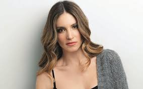 Maybe you would like to learn more about one of these? H Nea Mama A8hna Oikonomakoy Ston Pio Apaithtiko Ths Rolo Pics Mononews