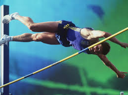 (hicimos) salto alto, 100 metros, salto largo, salto triple y nos quedamos con el salto triple. Sergej Bubka L Uomo Che Ha Spostato Lo Sport Mondiale Piu In Alto