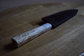 How to choose a knife and other guides. Japanese Damascus Kitchen Knife Dictum Handwerksgalerie