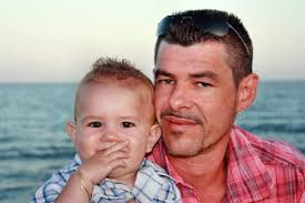 Vincent SERRANO (ELCHE (ALICANTE), L'ISLE SUR LA SORGUE, NOVES)