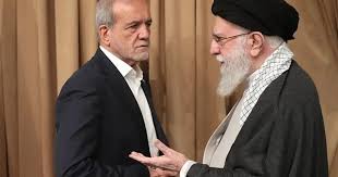 نماینده پیشین مجلس: پزشکیان با اجازه خامنه‌ای برای ترامپ نامه فرستاد