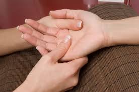 Swollen Hands In The Morning Arthritis And More Causes Swollen Hands Arthritis Hands Arthritis