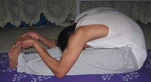 My already bound hands bound tighter in supta k, but stretching the right leg out for titibhasana exit isn't happening. Paschimottanasana Wikipedia