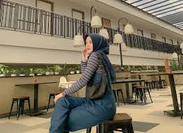 Video viral istri sule 20 detik. Dituduh Netizen Sebagai Penyebab Retaknya Rumah Tangga Sule Dan Nathalie Putri Delina Yang Rasain Putri Pikiran Rakyat Tasikmalaya