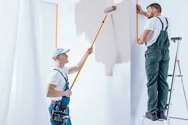 Tarifs Des Peintres Professionnels En 2020 Peintre En Batiment Peintre Travaux De Peinture
