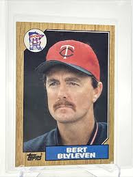 Bert Blyleven 1987 Topps #25 Base Price Guide