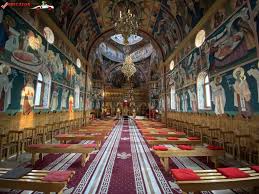 Biserica ortodoxa ii praznuieste marti, 21 mai, pe sfintii imparati constantin si mama sa, elena. MÄƒnÄƒstirea SfinÈ›ii ImpÄƒraÈ›i Constantin È™i Elena De Pe Movila Trecator Prin Lume