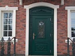 Какую входную дверь лучше поставить в частный дом - «Двери Клин»