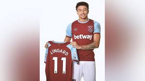 Jesse lingard plays the position midfield, is 28 years old and 184cm tall, weights 74kg. Saat West Ham Vs Liverpool 1 3 Jesse Lingard Beri Dukungan Dari Tribun Stadion Bola Tempo Co
