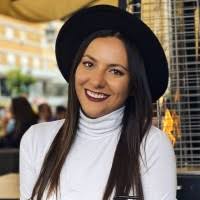 400+ perfiles de «Lazic»