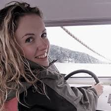 Ellie Dyer's Instagram, Twitter & Facebook