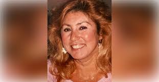 Carmela Quinn's Instagram, Twitter & Facebook