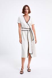 Zara Woman Dress With Topstitching Zara Woman Dress Dresses Womens Maxi Dresses
