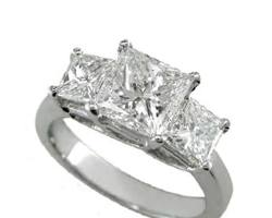 Image of Princess cut diamond three stone ring