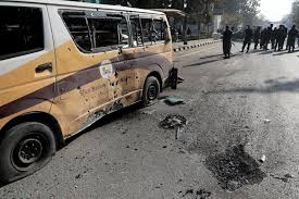 Le 3 juin, neuf civils ont été tués et dix autres blessés après que deux minibus publics eurent été touchés par l. Afghanistan Au Moins Huit Morts Dans Des Explosions A Kaboul La Presse