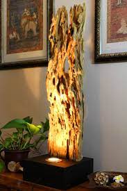 wind und wetter haben uber jahrzehnte dieses stuck uralte teakbaum rinde geformt und gegerbt von meiste stehlampe holz treibholz lampe stehlampe treibholz