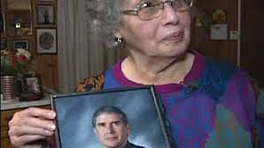 Family of slain police chief grieves loss