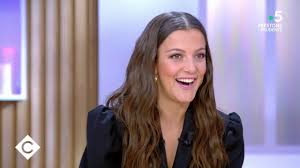 June 19, 2020 click on the artist name, music genre or album's name to see more translations. Camille Lellouche Remercie Son Ex C A Vous 07 12 2020 Youtube