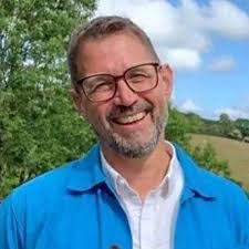 Ian Lott's Instagram, Twitter & Facebook