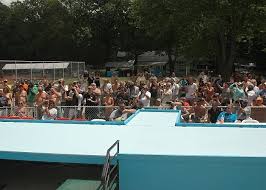 Its these bartenders time to have fun at the party of the year! Public Sex Exhibitionism And Flashing Videos Page 48