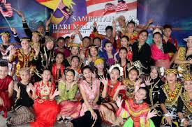 Mengetahui kesan & kepentingan perayaan setiap kaum di malaysia. Perkenal Akta Keharmonian Nasional