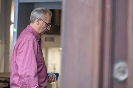 Veedor de Casa de Galicia negó presiones del gobierno, pero admitió que le  sugirieron un cambio