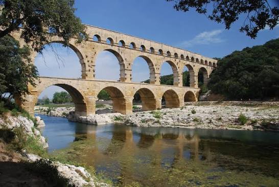 BMKTCN - ĐHXD - Pont du Gard (Cầu Gard), Pháp