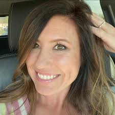 A little peak into Merritt and Tyler's engagement photos!💍 Can y'all  believe we are already planning another wedding??🥰🥰