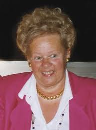 Anna Egger's Instagram, Twitter & Facebook