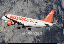 Easyjet offer two fare classes: Oe Icu Easyjet Europe Airbus A320 At Innsbruck Photo Id 1289176 Airplane Pictures Net