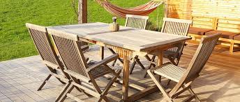 Gartenmöbel gibt es in den unterschiedlichsten ausführungen. Welches Holz Fur Gartenmobel Und Terrasse