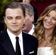 • leonardo dicaprio became king of the world by starring in the 1997 blockbuster titanic , and paul rudd played a small part in his coronation. Hollywood Star Leonardo Dicaprio Fasziniert Die Dunkle Seite Welt