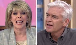 Ruth Langsford speaks to Phillip Schofield for first time live